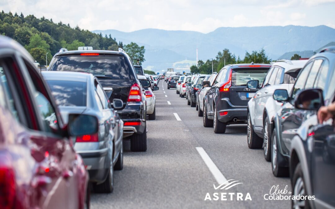 La seguridad en autopistas y autovías: claves para una conducción responsable, según la DGT